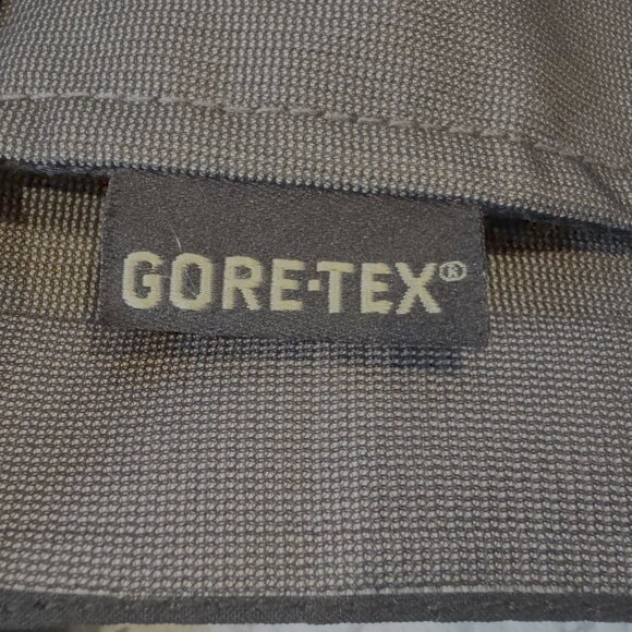 Prada 3 in 1 Gore-Tex jacket, W European size 38 - Picture 7 of 10